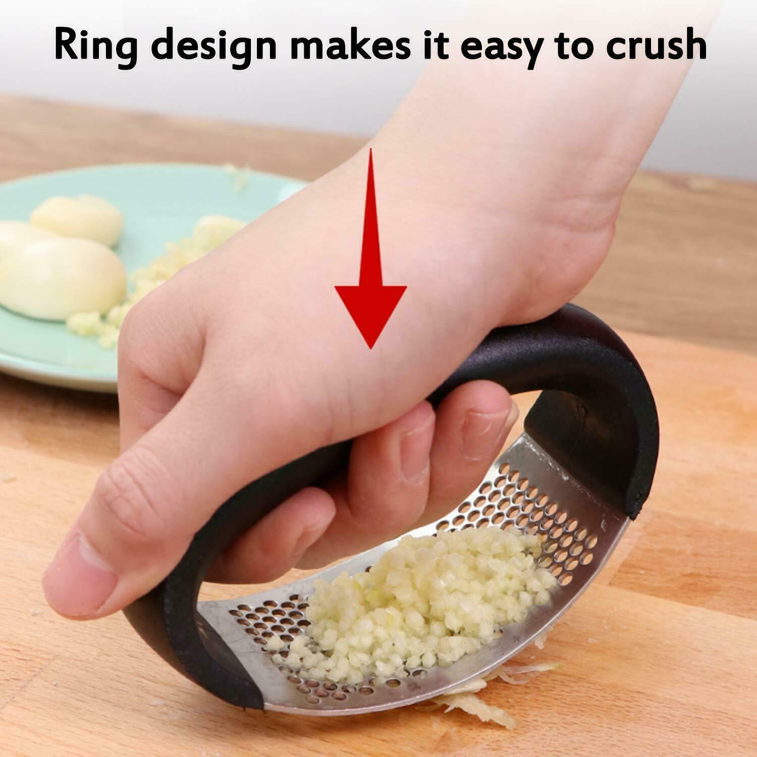 Stainless Steel Garlic Press - Effortless Mincing & Easy Cleanin