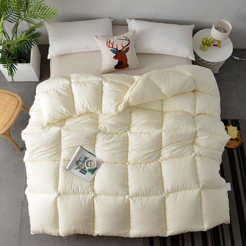 Plush Winter Duvet - For Ultimate Comfort & Warmth