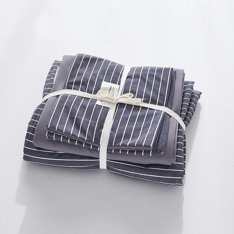 Cozy Cotton Checkered Bedding Set - Perfect for a Comforting Slee